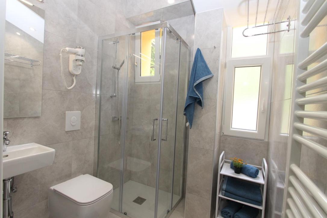 L Apartment Raša Kültér fotó
